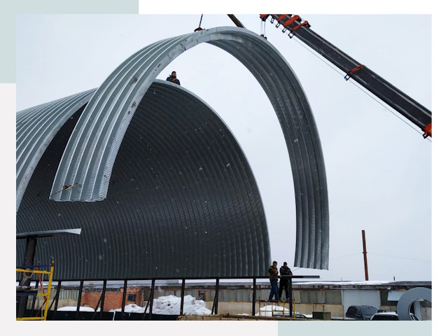 Полукруглые ангары в Троицке